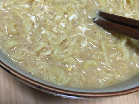 醤油ラーメンで✨生姜と溶き卵の醤油ラーメン♡